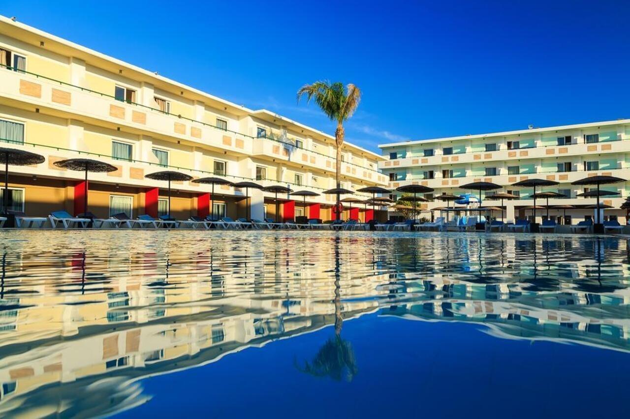 Forum Beach Lalyssos Luaran gambar