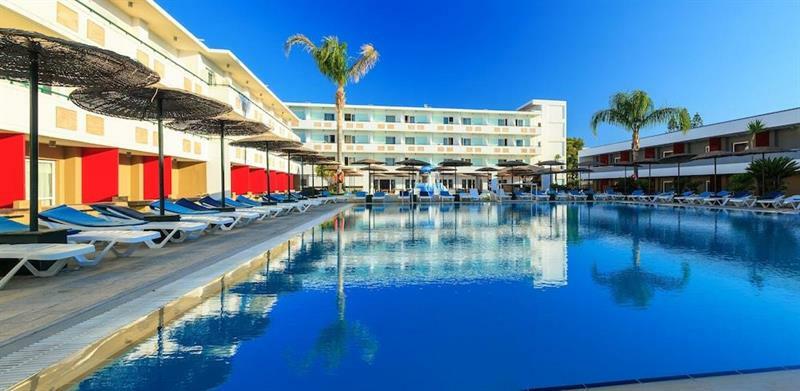 Forum Beach Lalyssos Luaran gambar